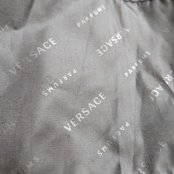 *NWOT Versace Parfums Black Tote Bag Weekender Overnight Goldtone - Picture 6 of 6